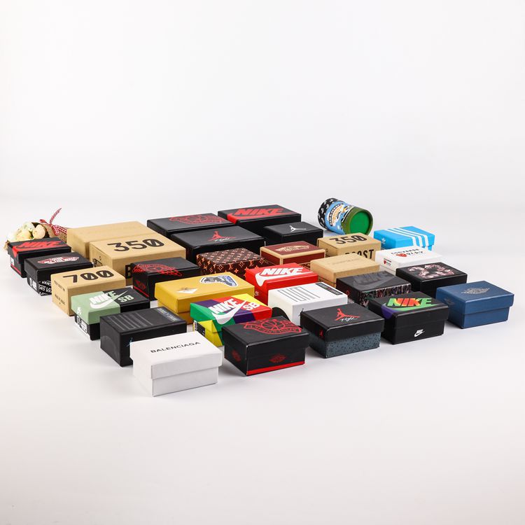 Mini shoes box(without shoes)